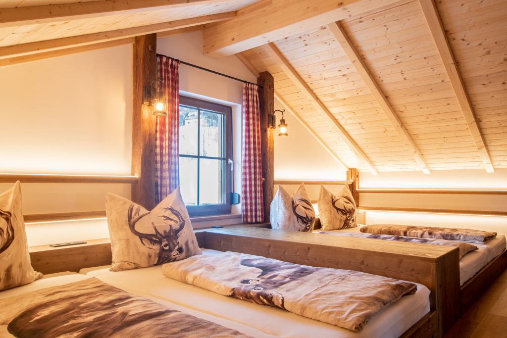 Schlafzimmer eines Chalets am Nassfeld